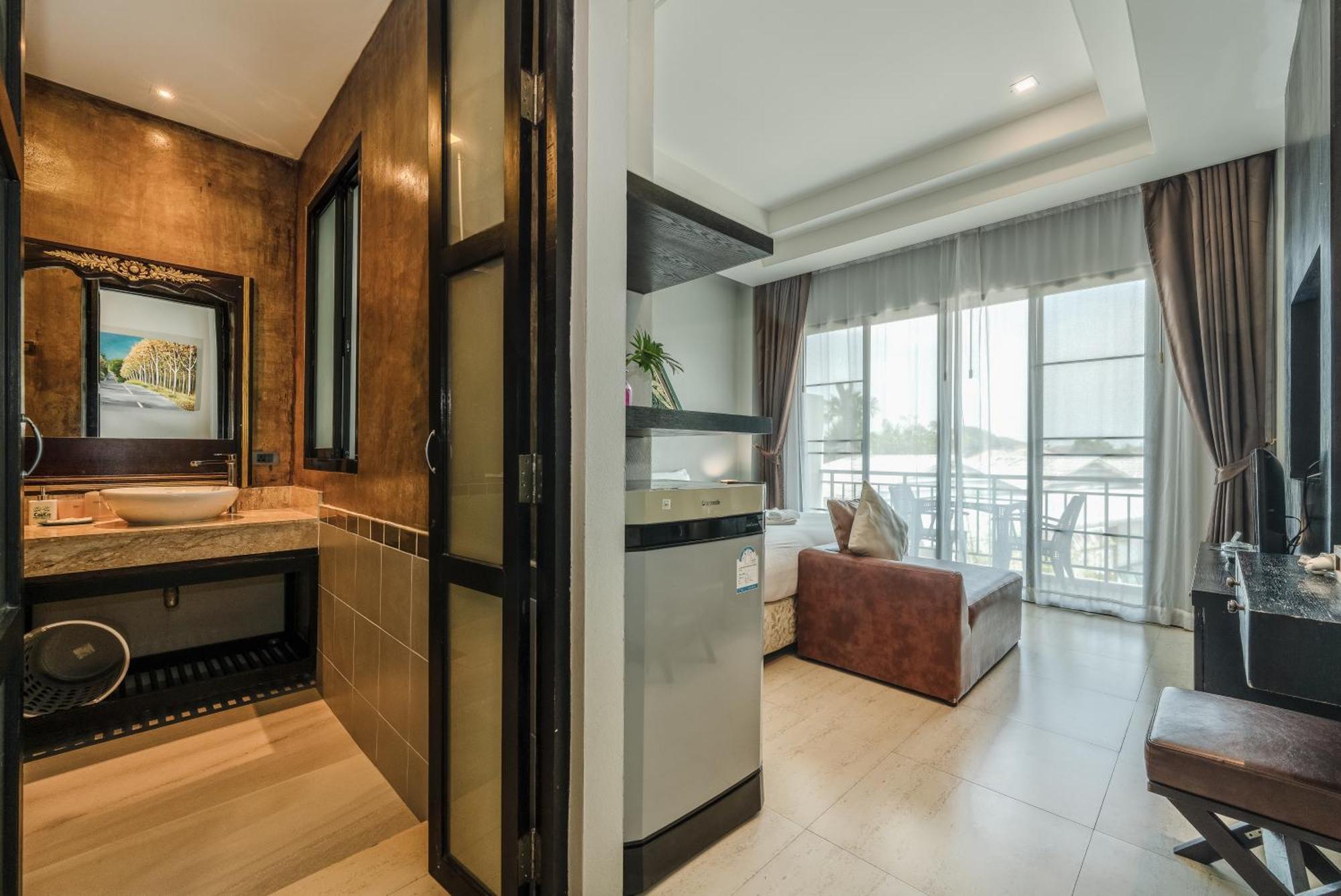 Coco Retreat Phuket Resort And Spa - Sha Plus Chalong Buitenkant foto